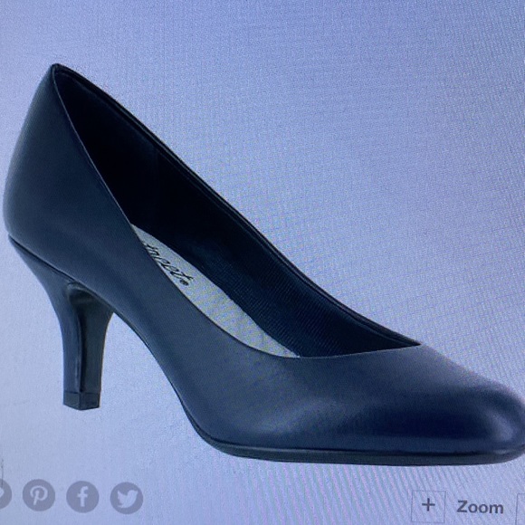 Easy Street Passion Round Toe Dress Pumps, Extra Wide 8.5, Navy. - Picture 2 of 4